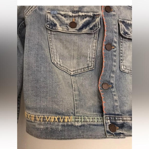 Elizabeth and James SID Distressed Stretch-Denim Jacket ASO Selena Gomez Size M - Picture 4 of 12